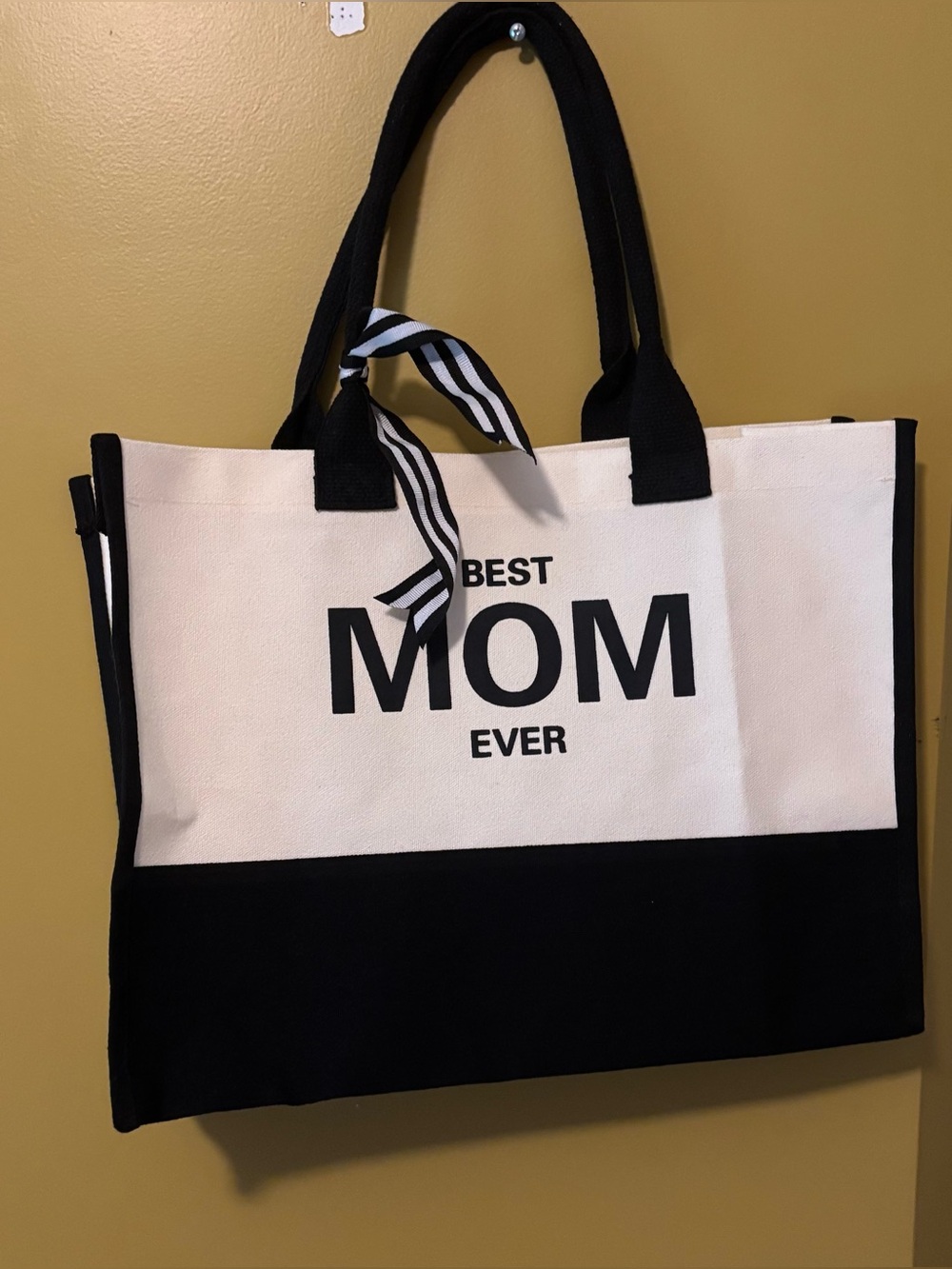 Best Mom Ever Canvas Tote Bag - Black & Cream